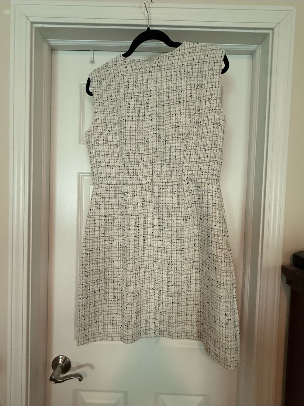 NWT Ann Taylor Ivory Tweed Sheath Dress with Gold Button Accents - Picture 4 of 5